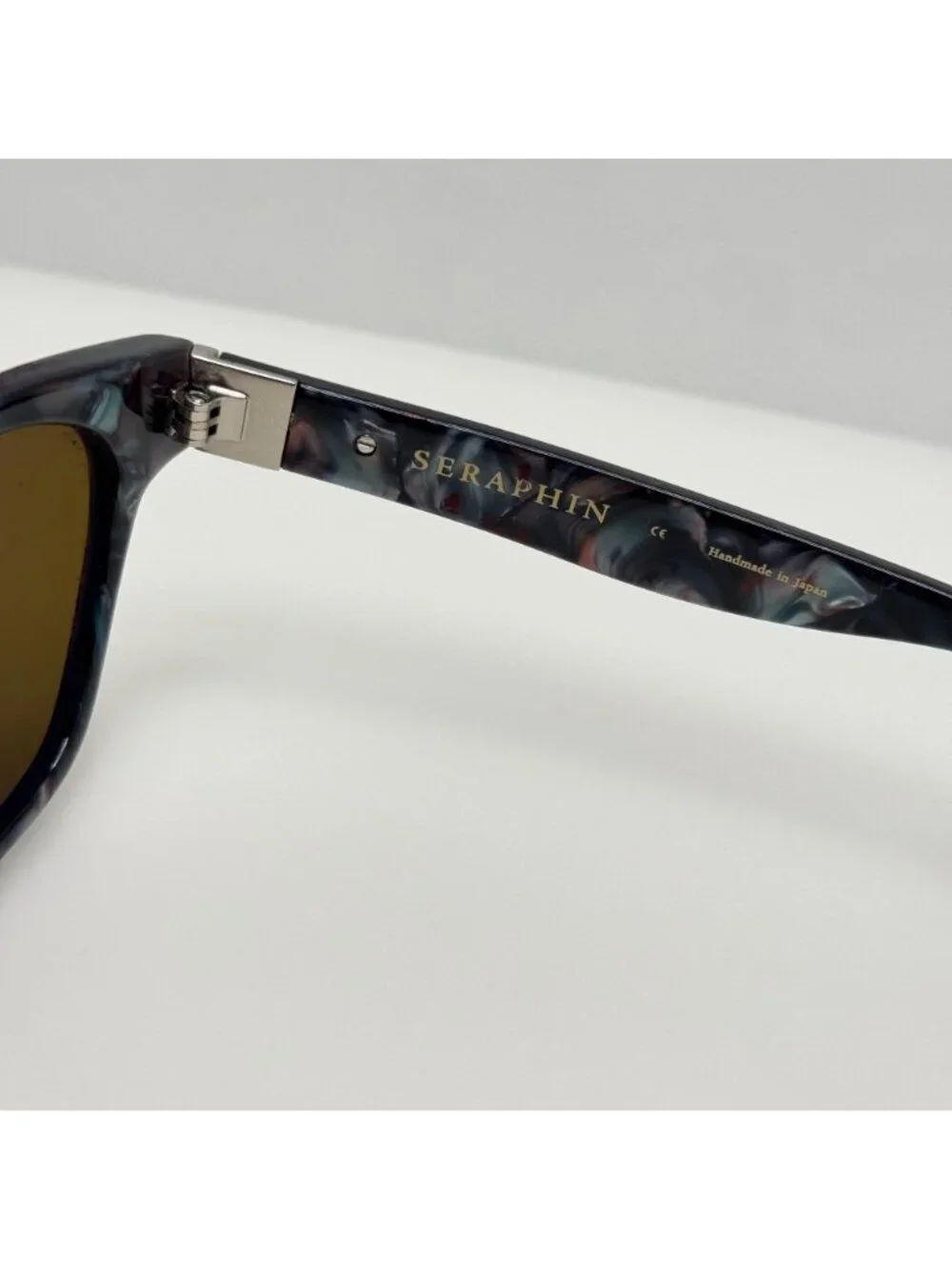 Seraphin this item